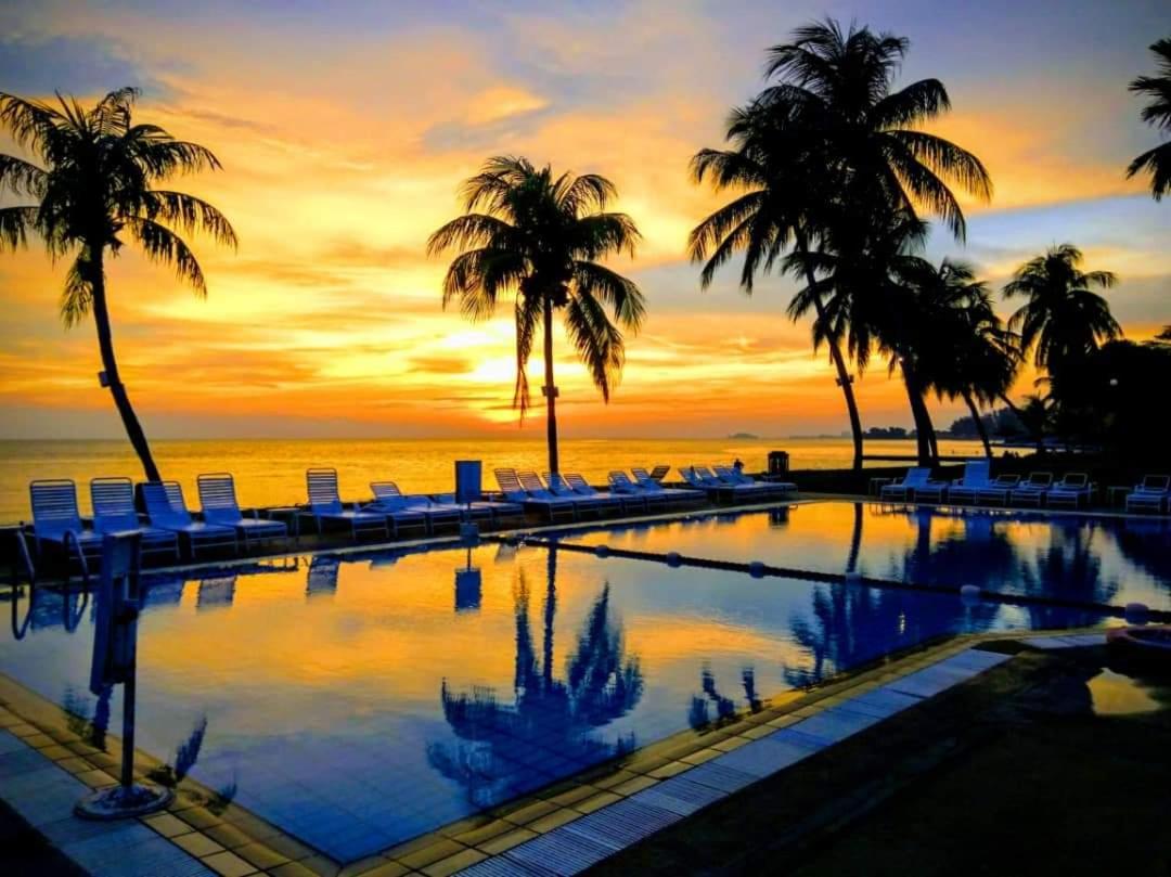Appartamento Tanjung Tuan Regency Port Dickson 1 Carpark Esterno foto